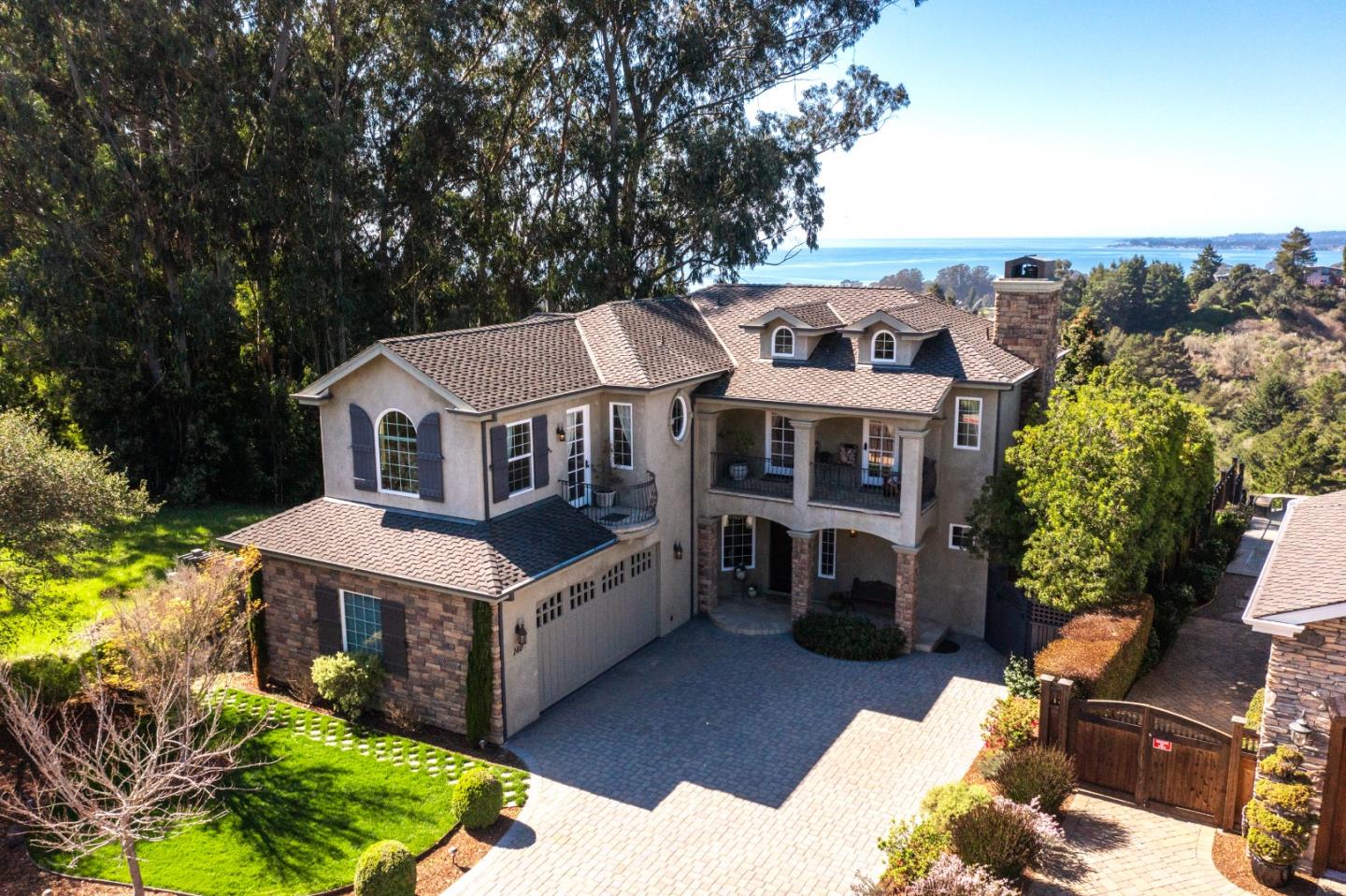 140 Zanzibar Drive