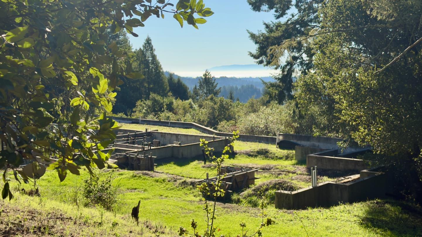 1374 Weston Ridge Road