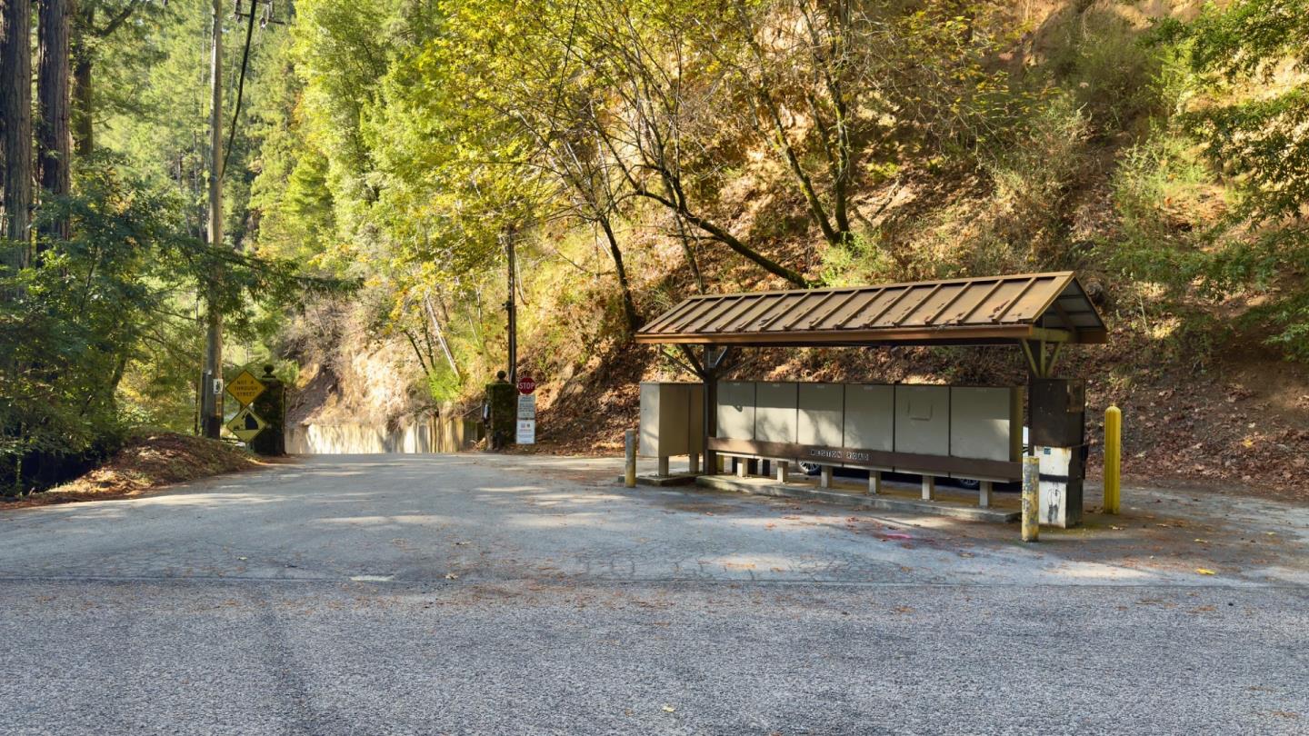 1374 Weston Ridge Road