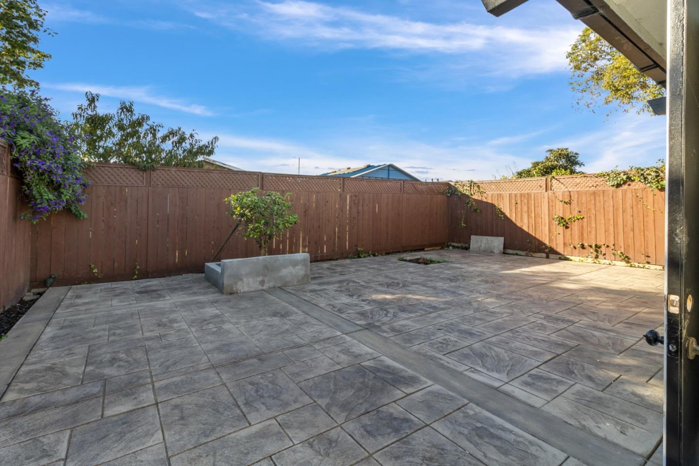 1667 Klamath Drive