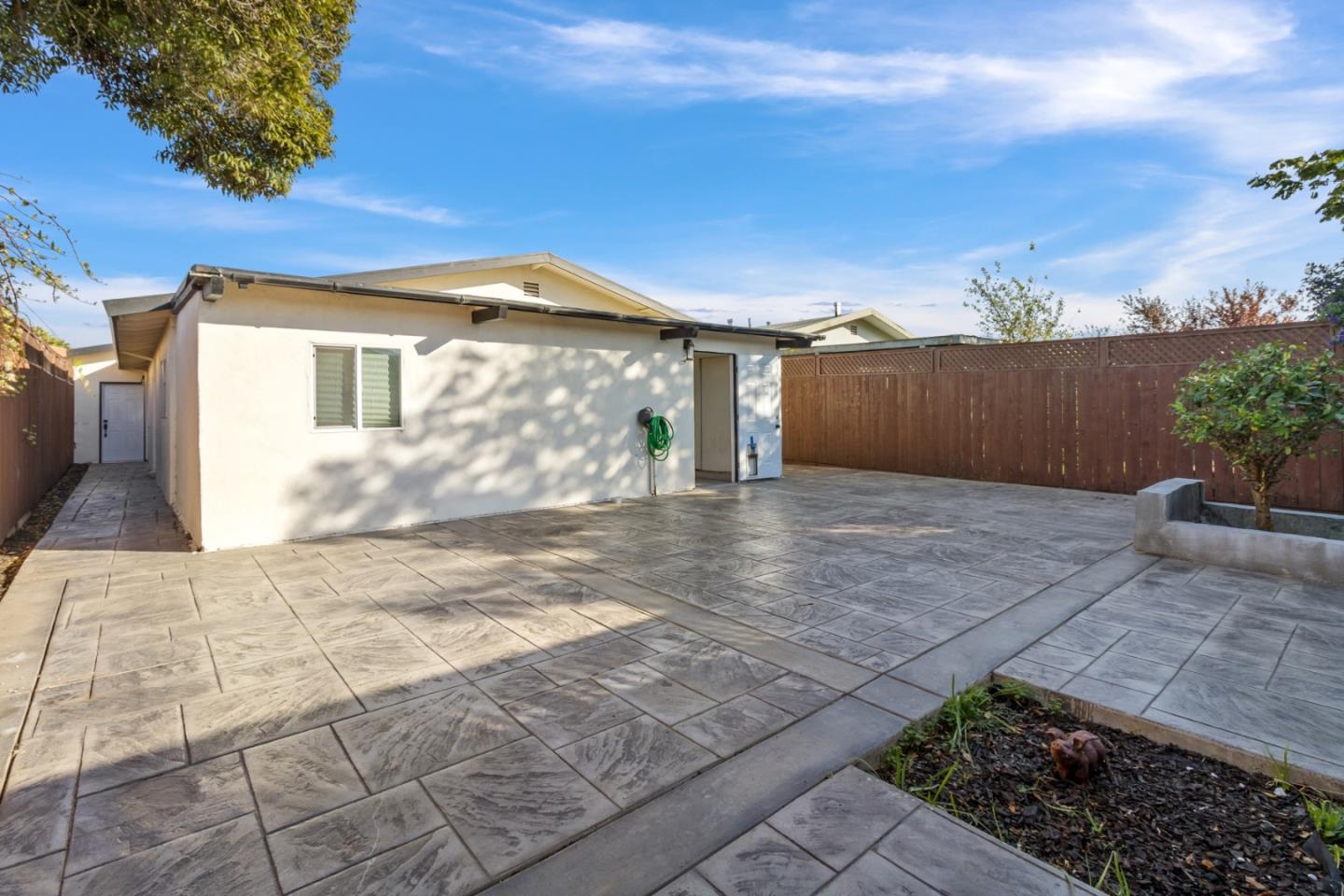 1667 Klamath Drive