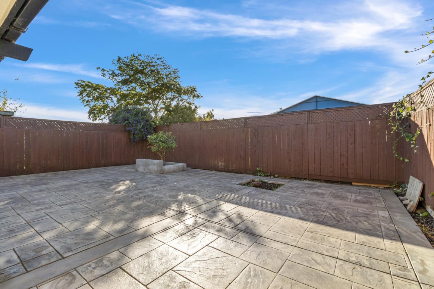 1667 Klamath Drive