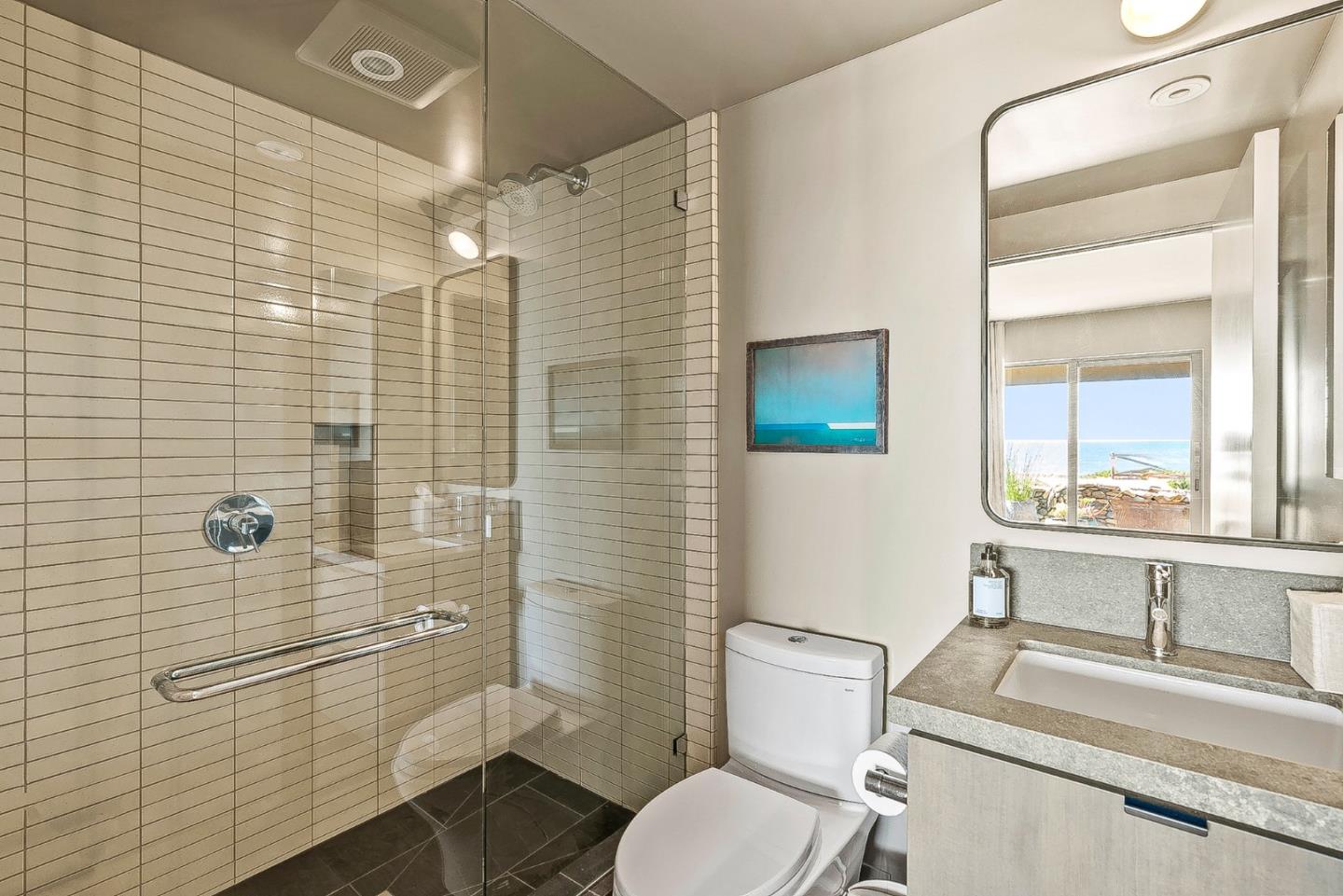 1122 West Cliff Drive