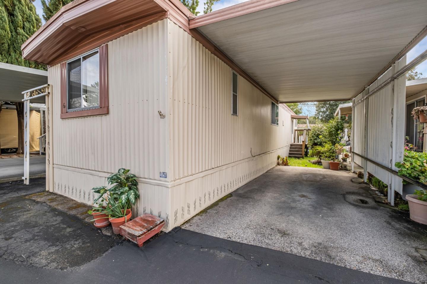6011 Scotts Valley Drive Unit: 6