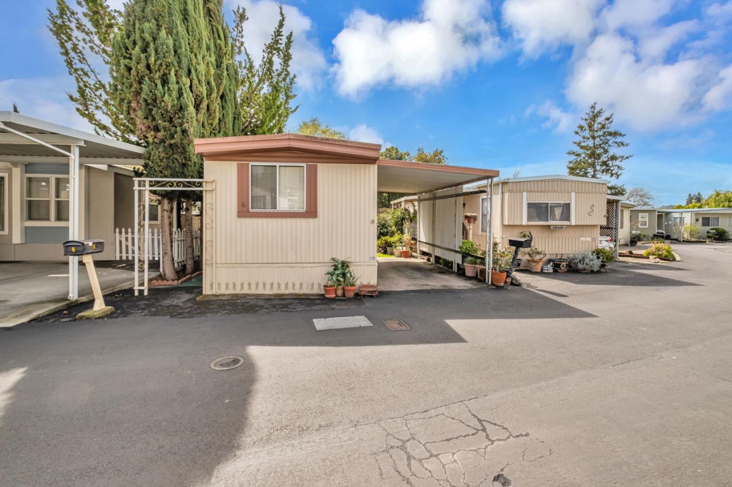6011 Scotts Valley Drive Unit: 6