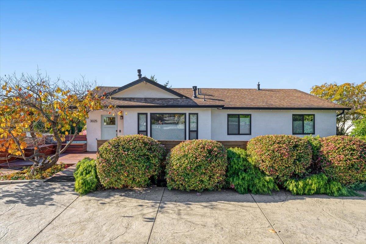 3025 Crystal Heights Drive