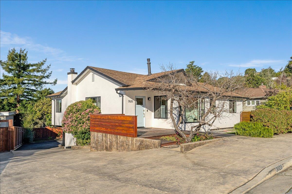 3025 Crystal Heights Drive