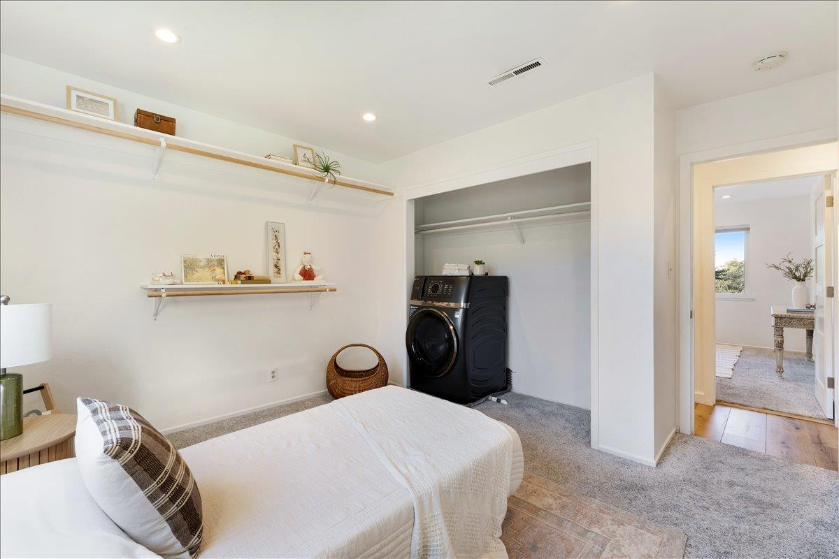 3025 Crystal Heights Drive