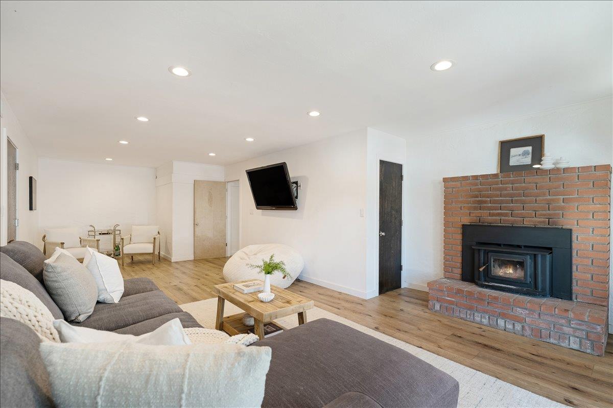 3025 Crystal Heights Drive