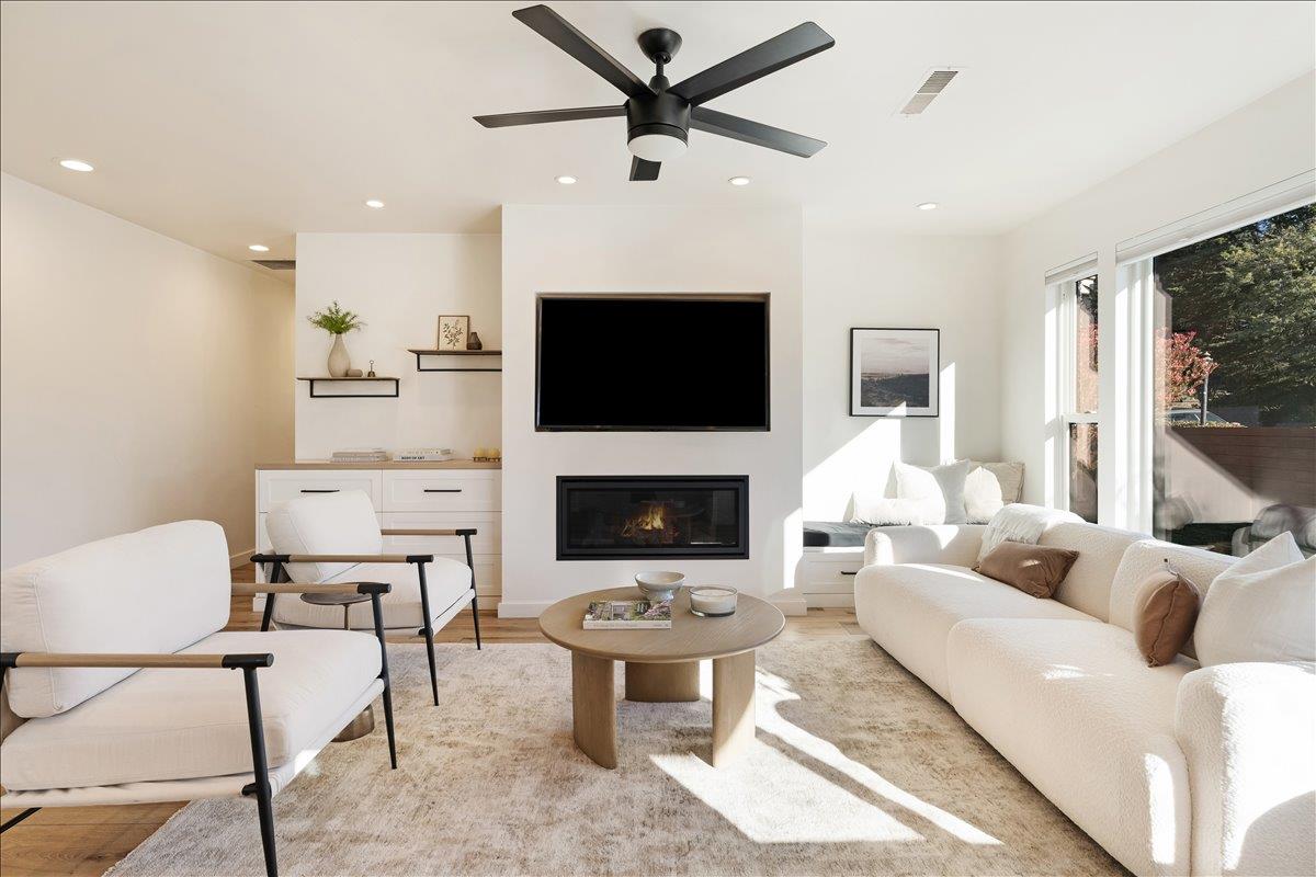 3025 Crystal Heights Drive