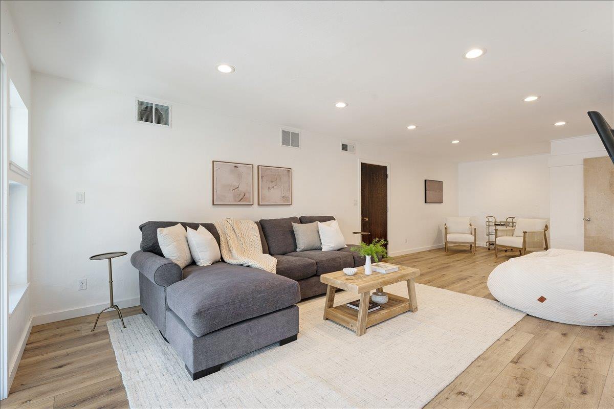 3025 Crystal Heights Drive