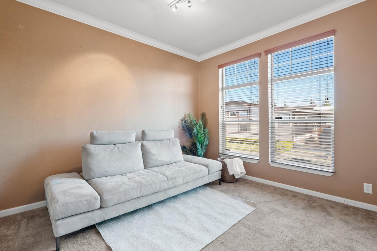 1225 Vienna Drive Unit: 375