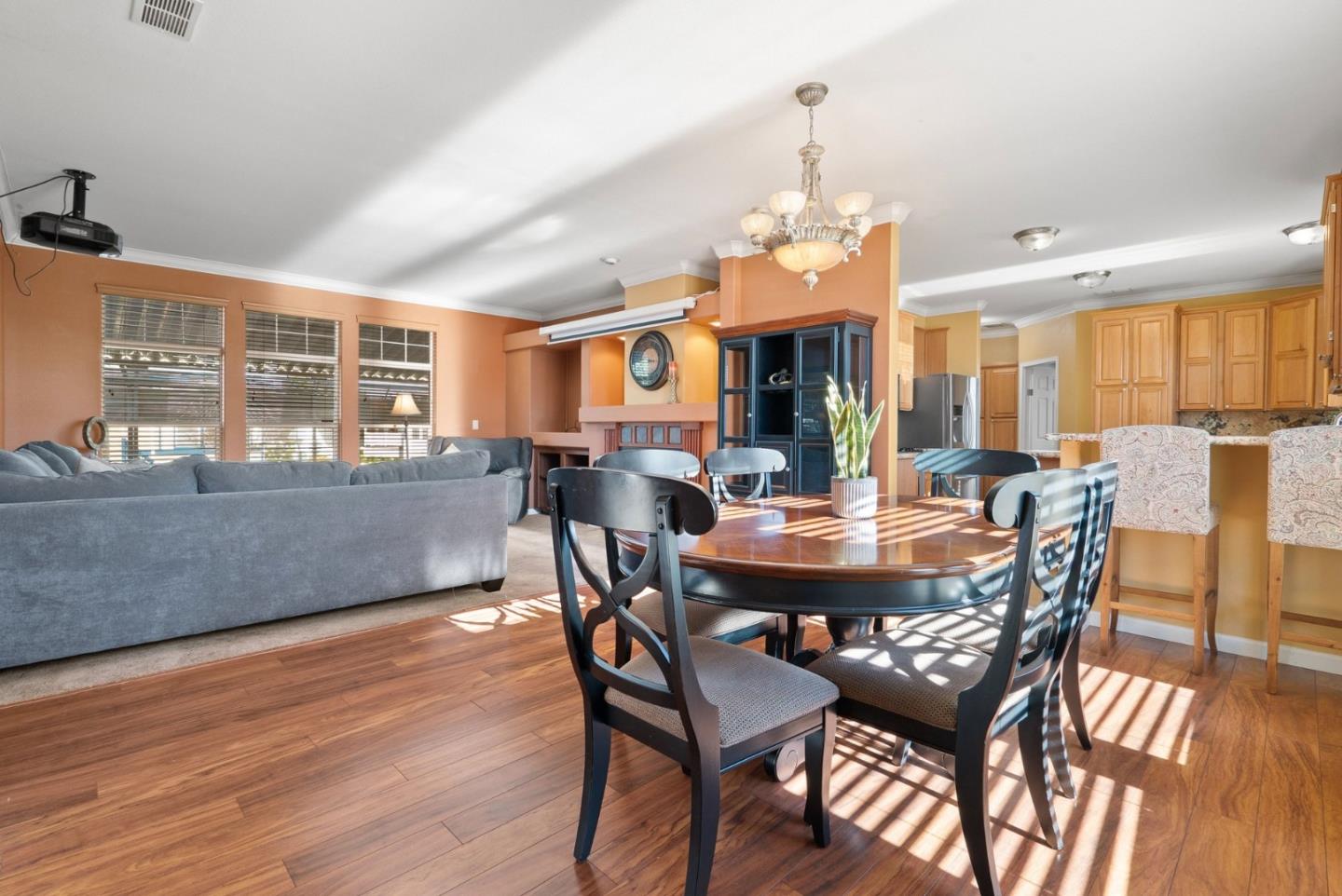 1225 Vienna Drive Unit: 375