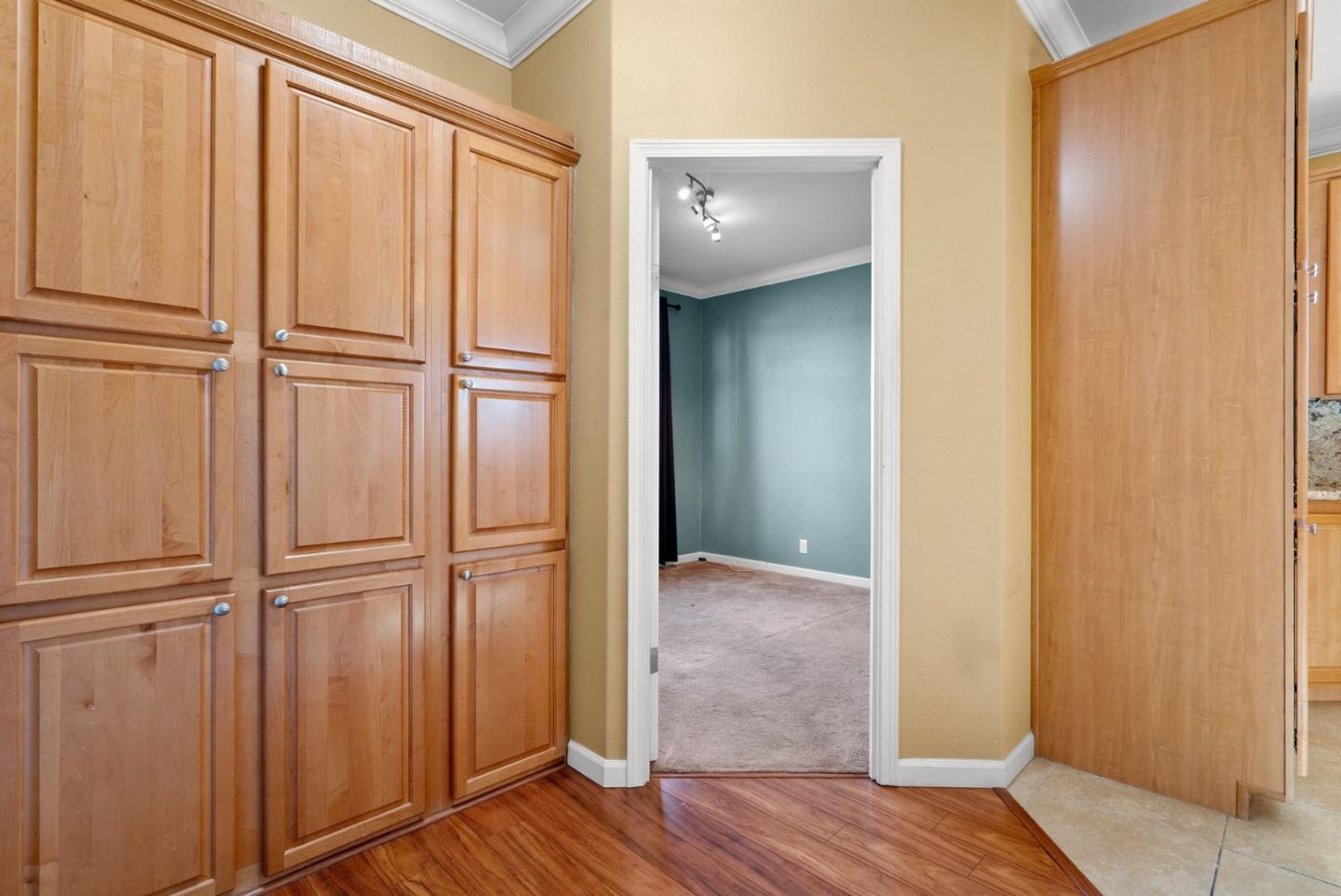 1225 Vienna Drive Unit: 375