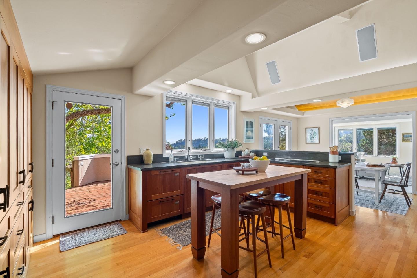 2222 Ocean Street Extension