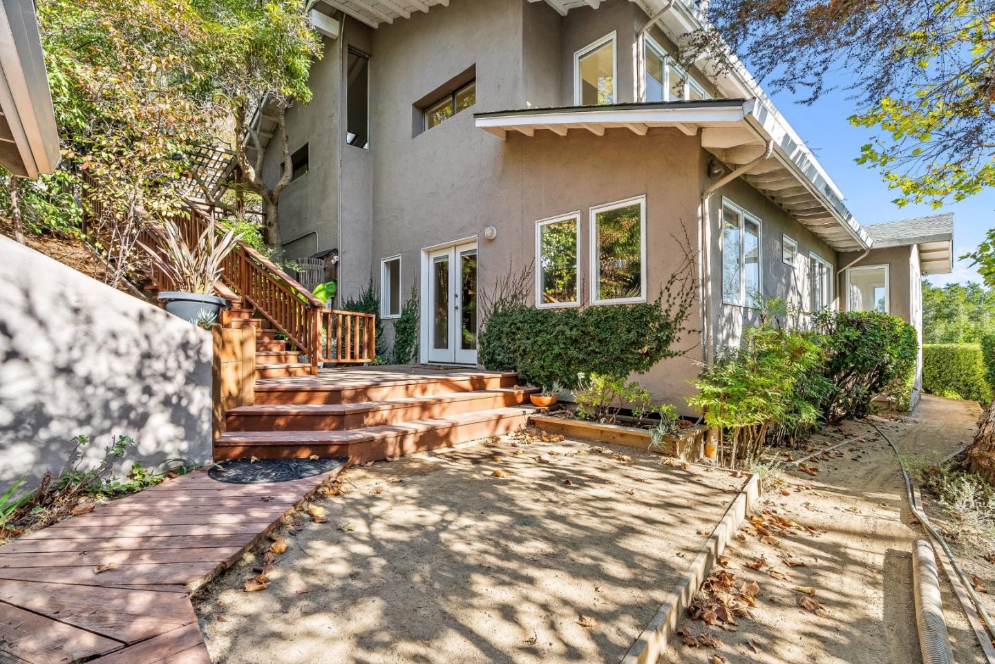 2222 Ocean Street Extension