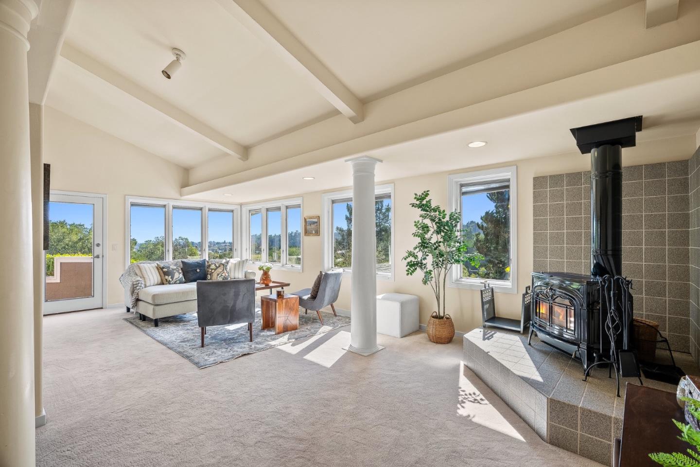 2222 Ocean Street Extension
