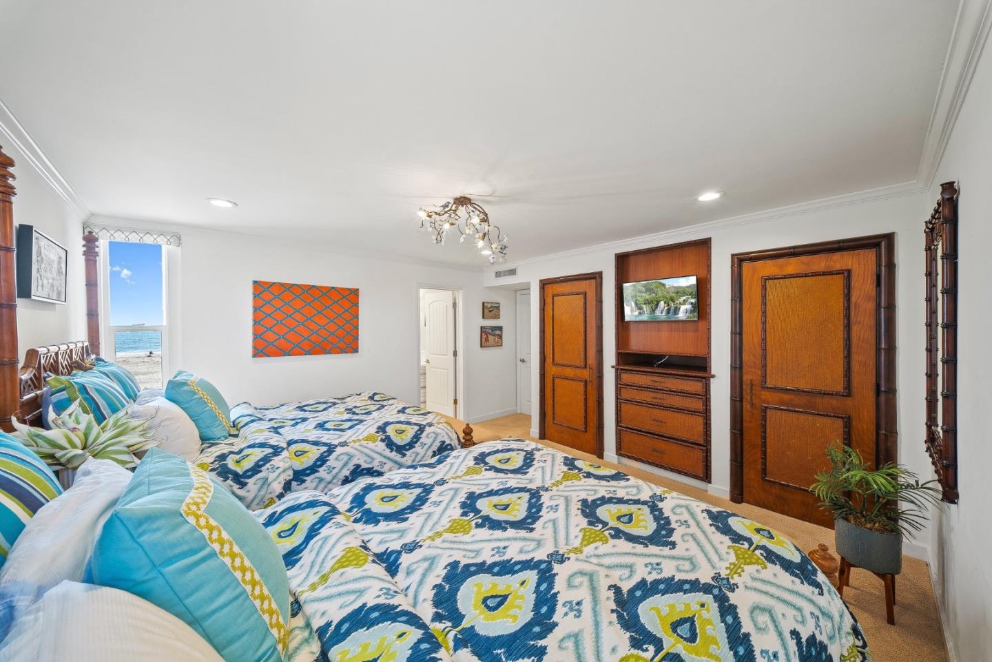 22130 East Cliff Drive 2A