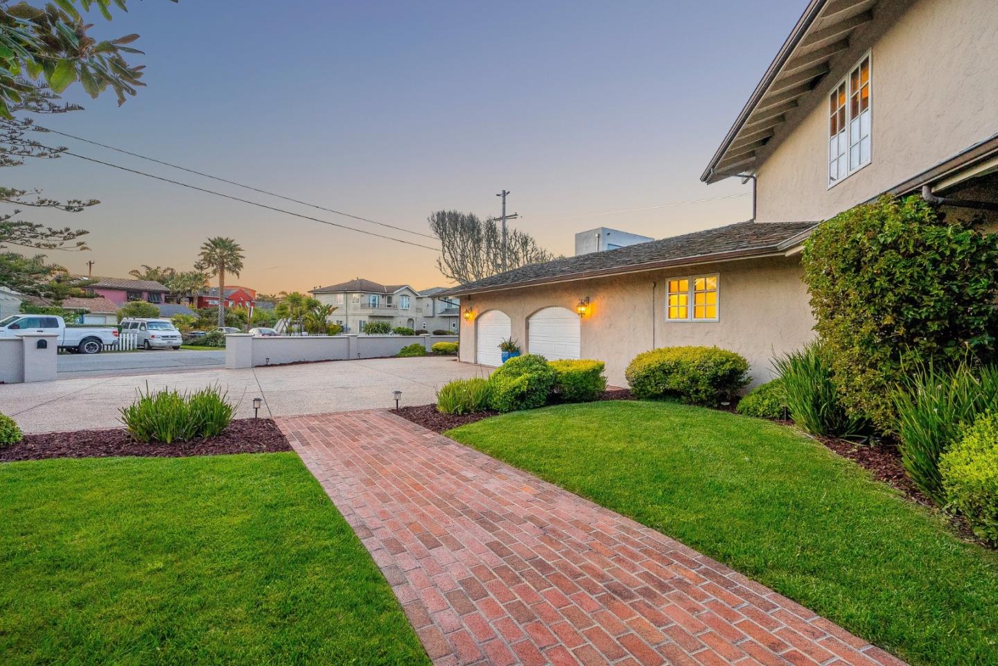 4250 Opal Cliff Drive
