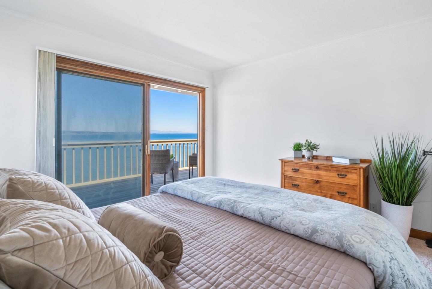 4250 Opal Cliff Drive