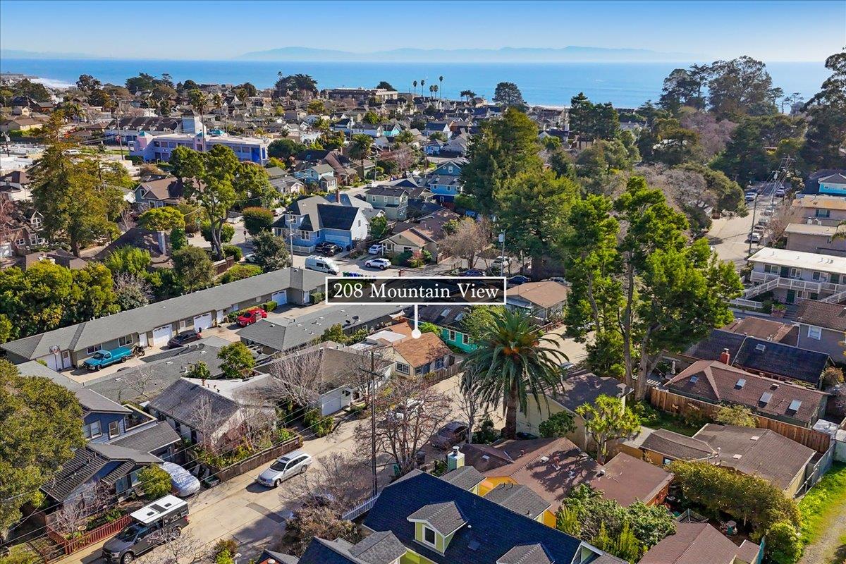 208 Mountain View Avenue