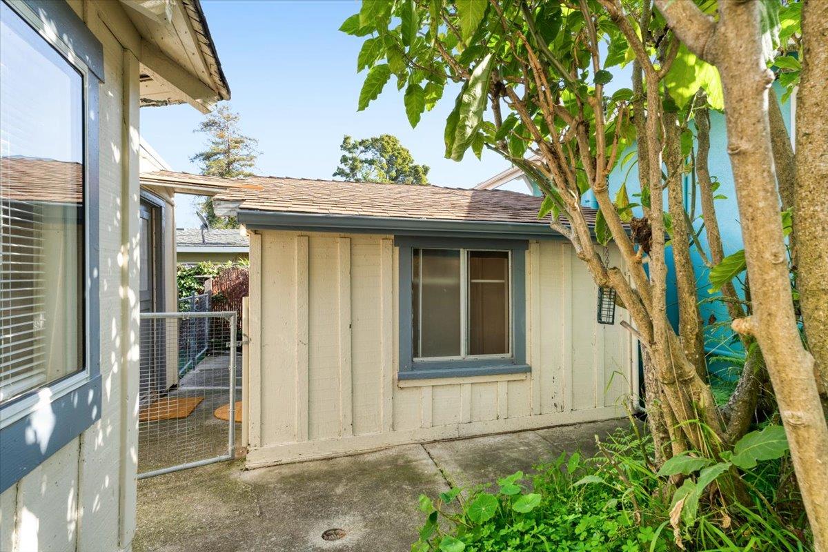 208 Mountain View Avenue