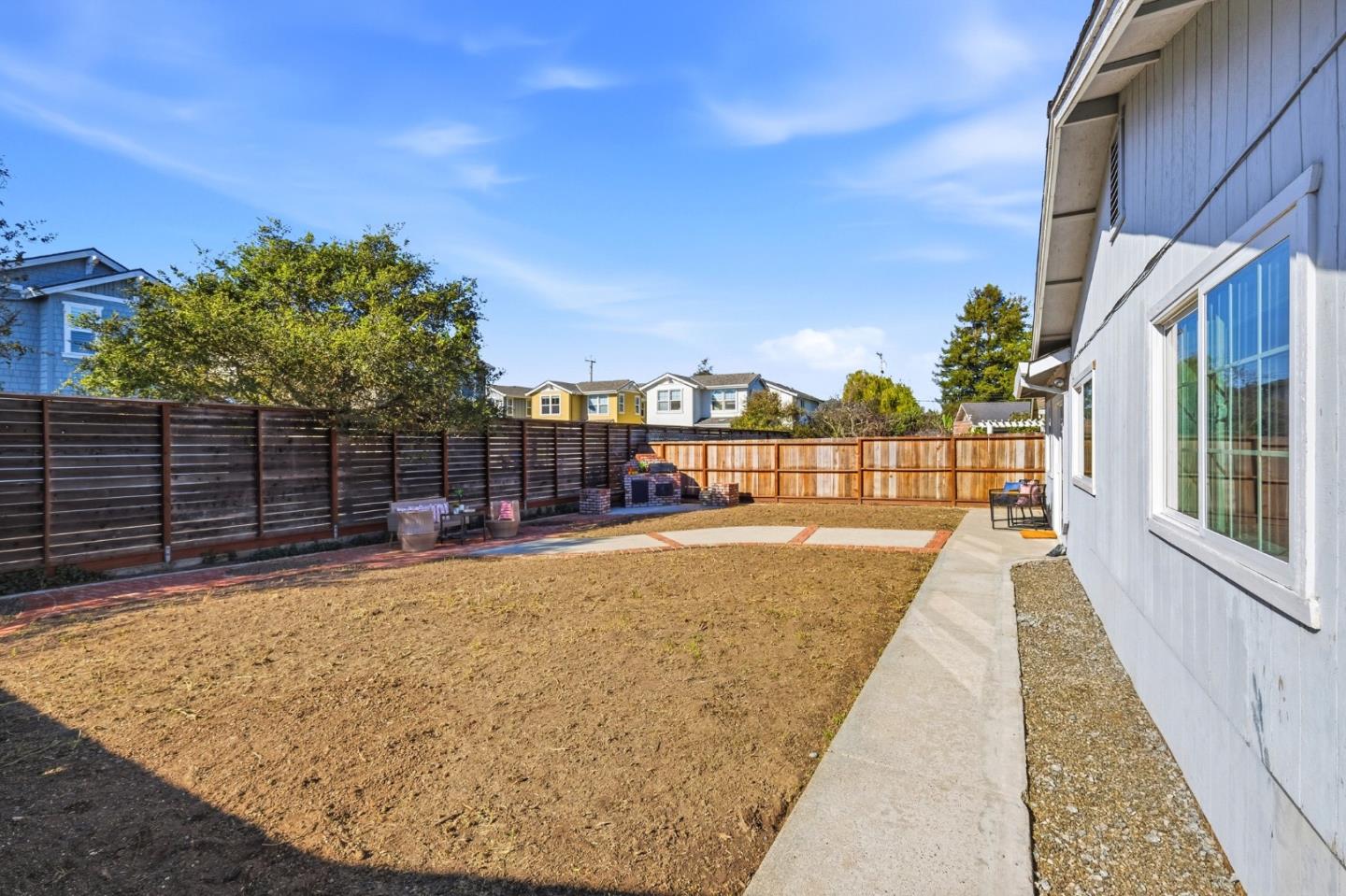 2027 Koopmans Avenue