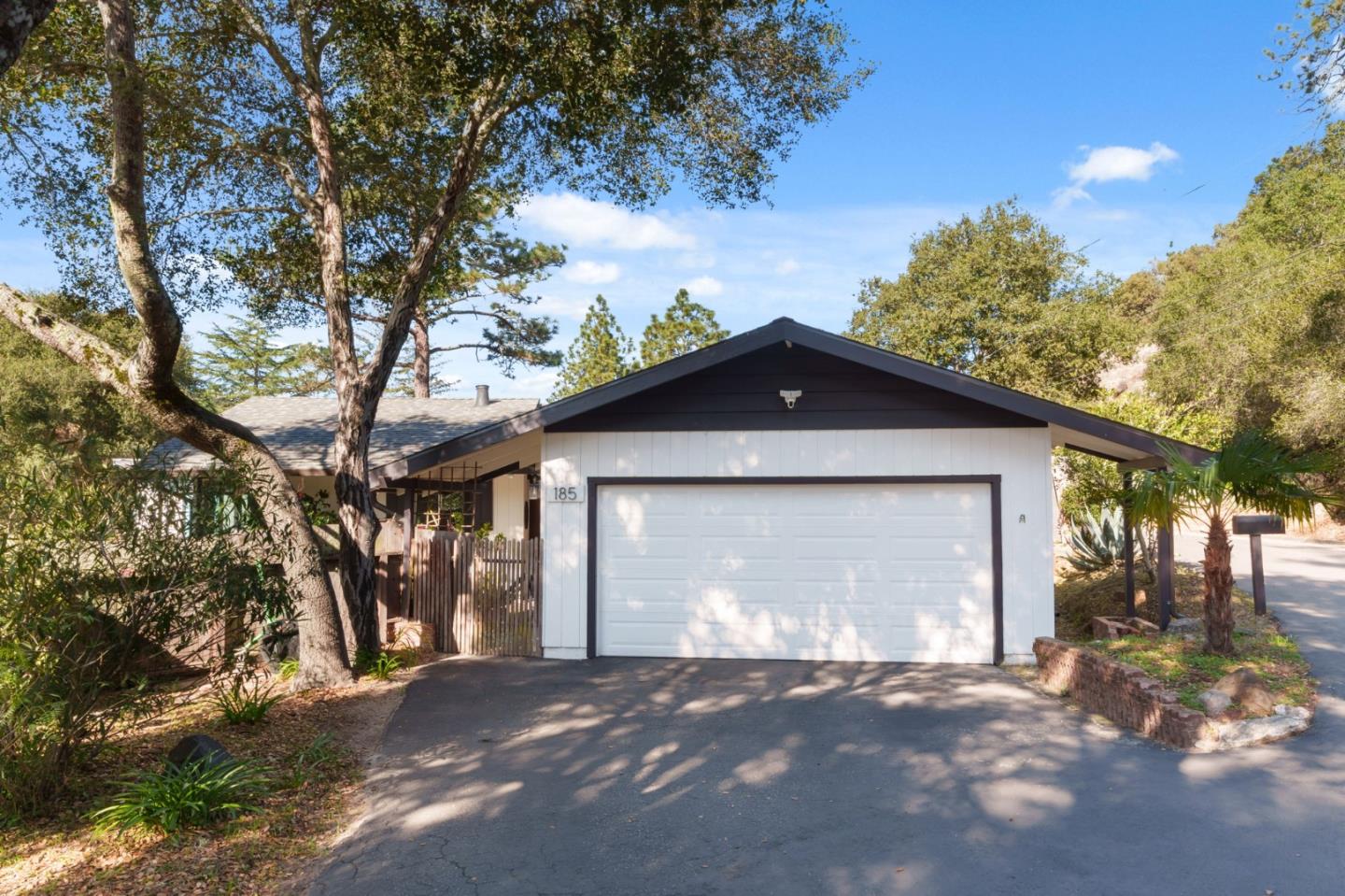185 Woodston WAY