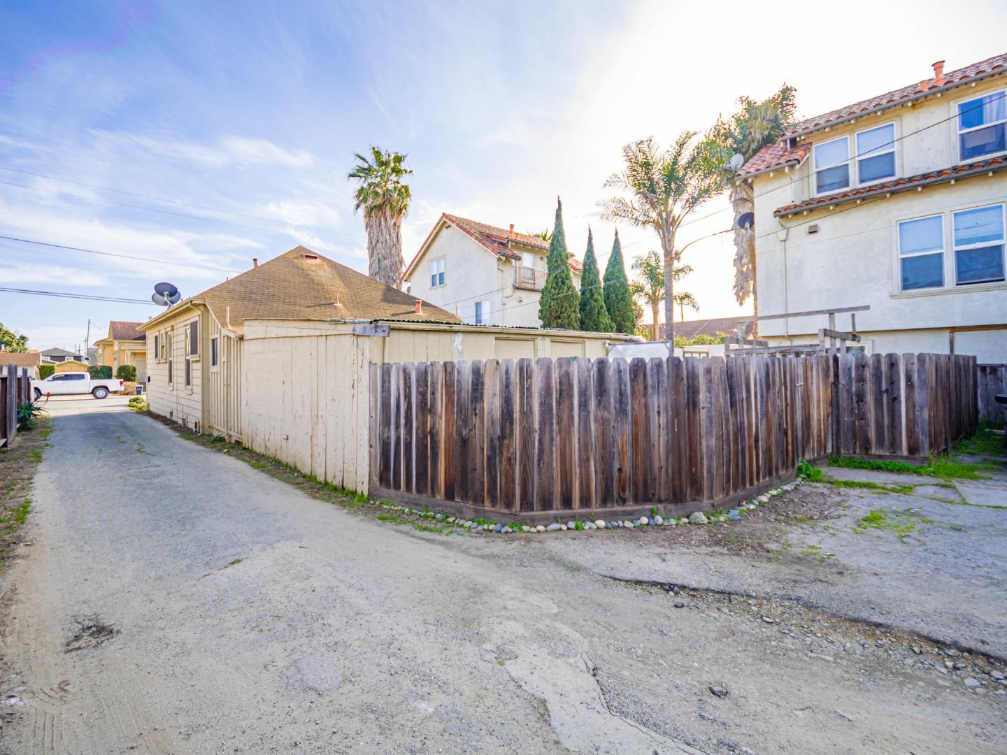 215 Palm Avenue