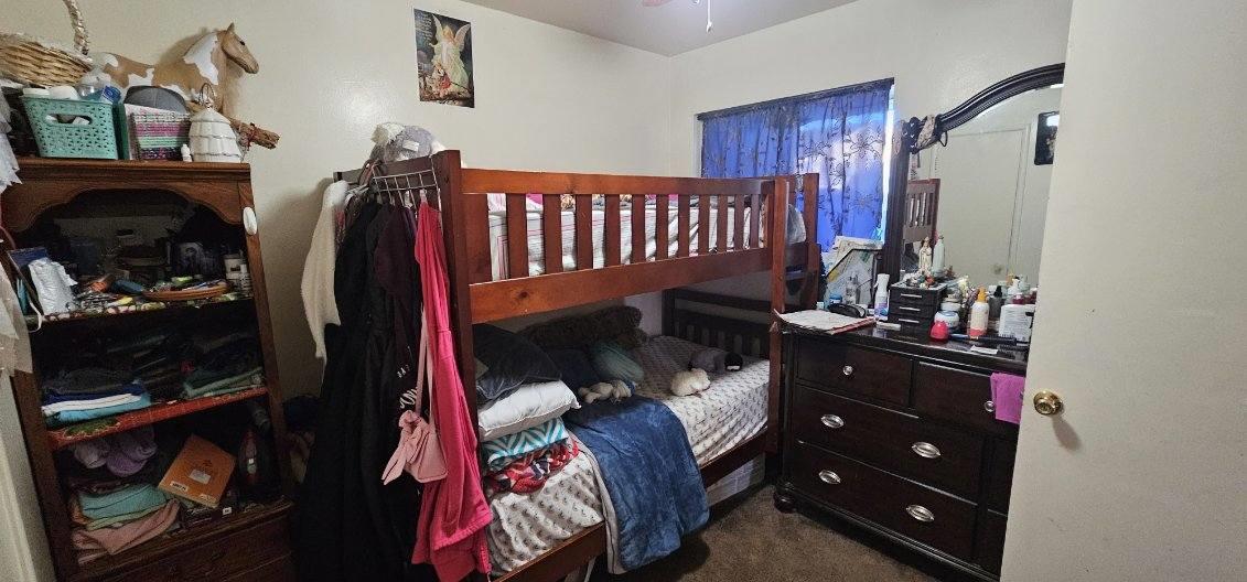 140 East Riverside Drive