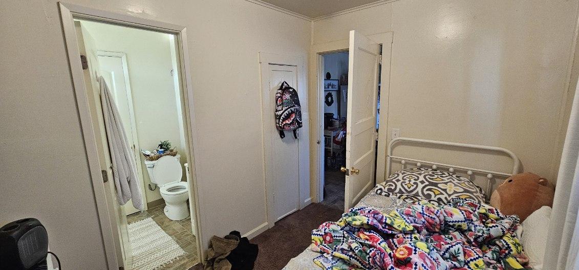 140 East Riverside Drive