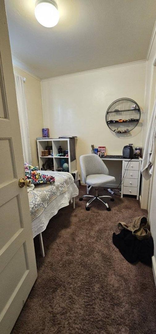 140 East Riverside Drive