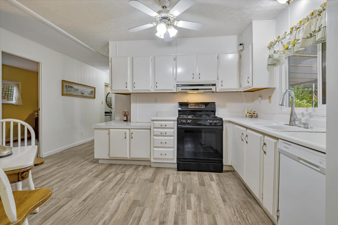 270 Hames Road Unit: 28