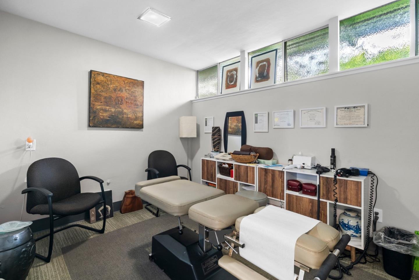 3811 Portola DR