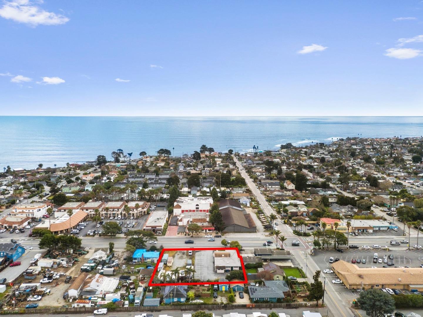 3811 Portola DR