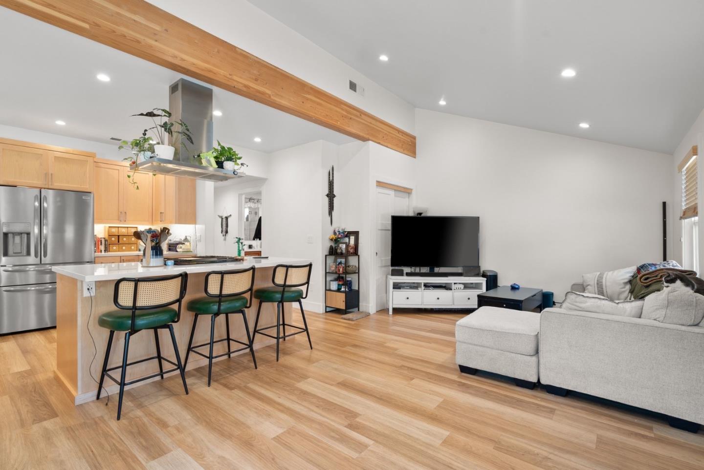 420 Capitola Road EXT