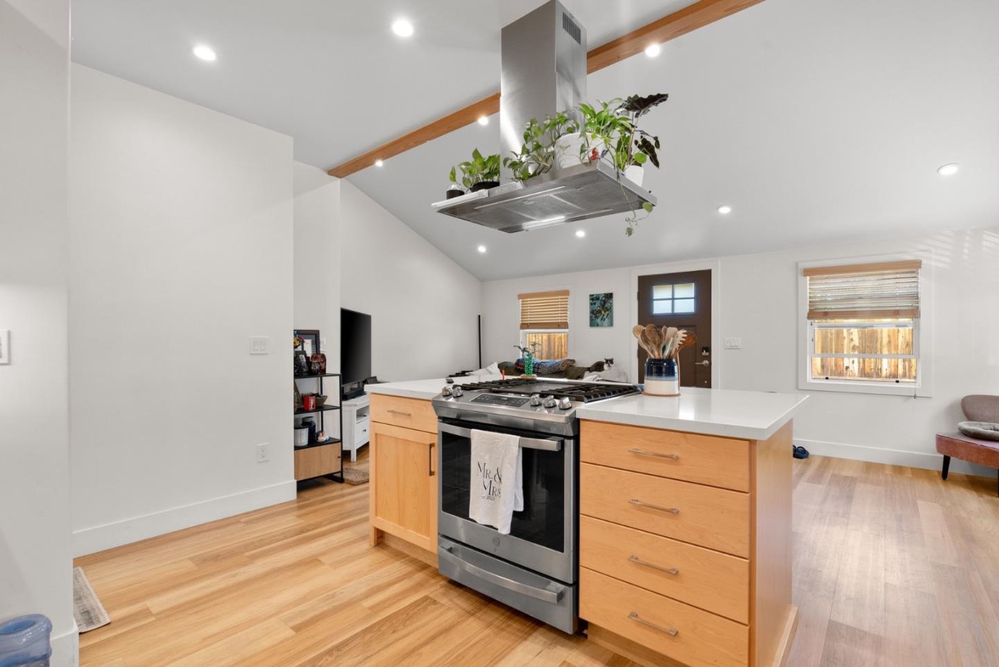 420 Capitola Road EXT