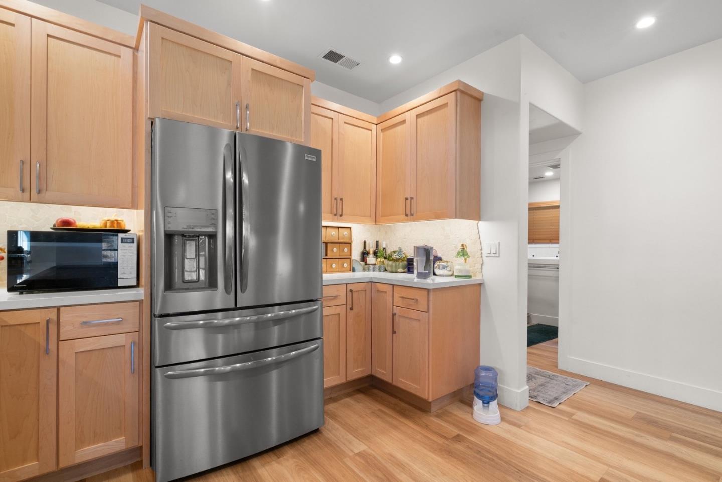 420 Capitola Road EXT