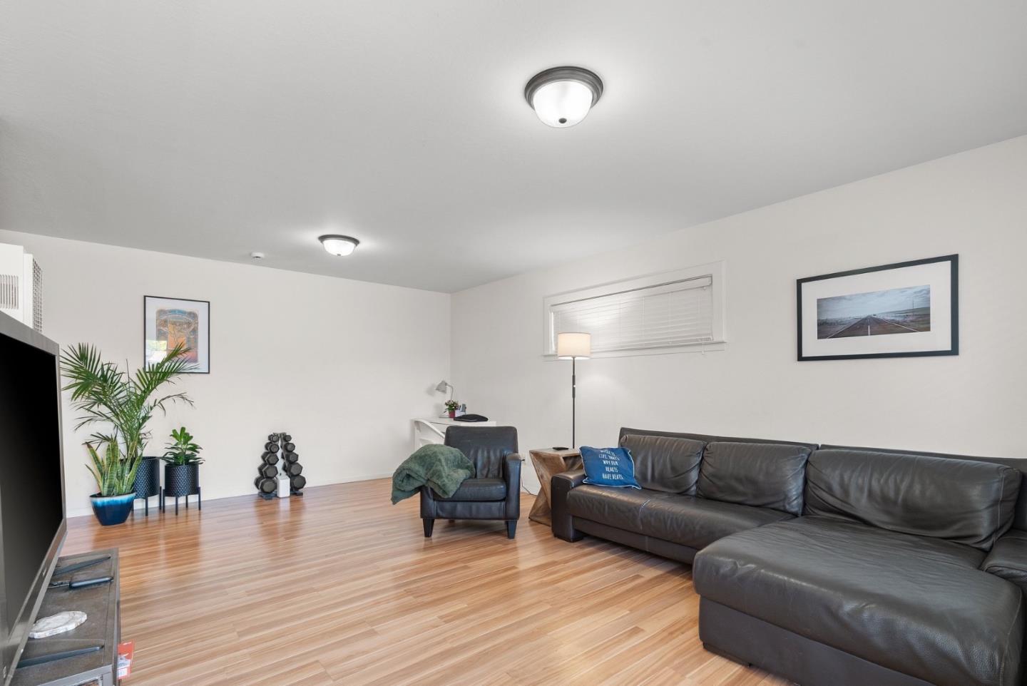 420 Capitola Road EXT