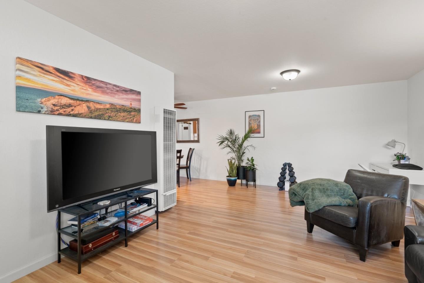 420 Capitola Road EXT