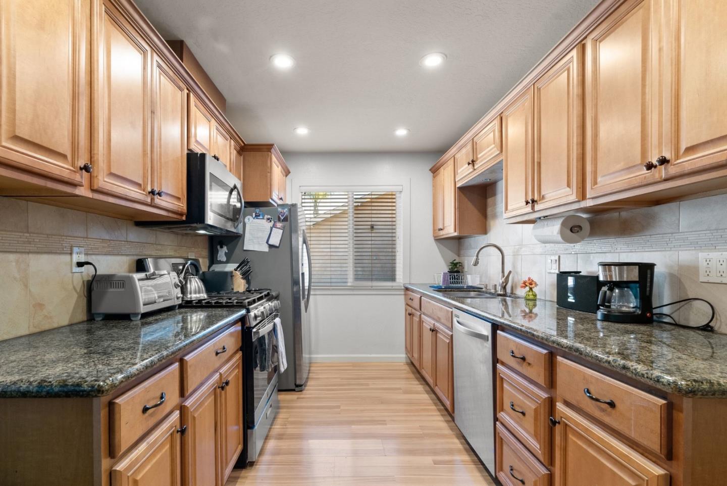 420 Capitola Road EXT