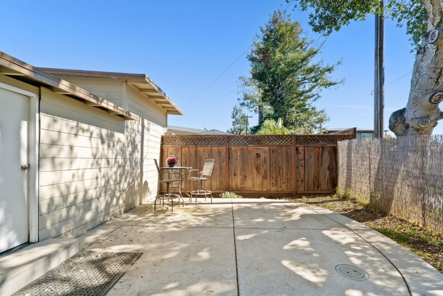 420 Capitola Road EXT
