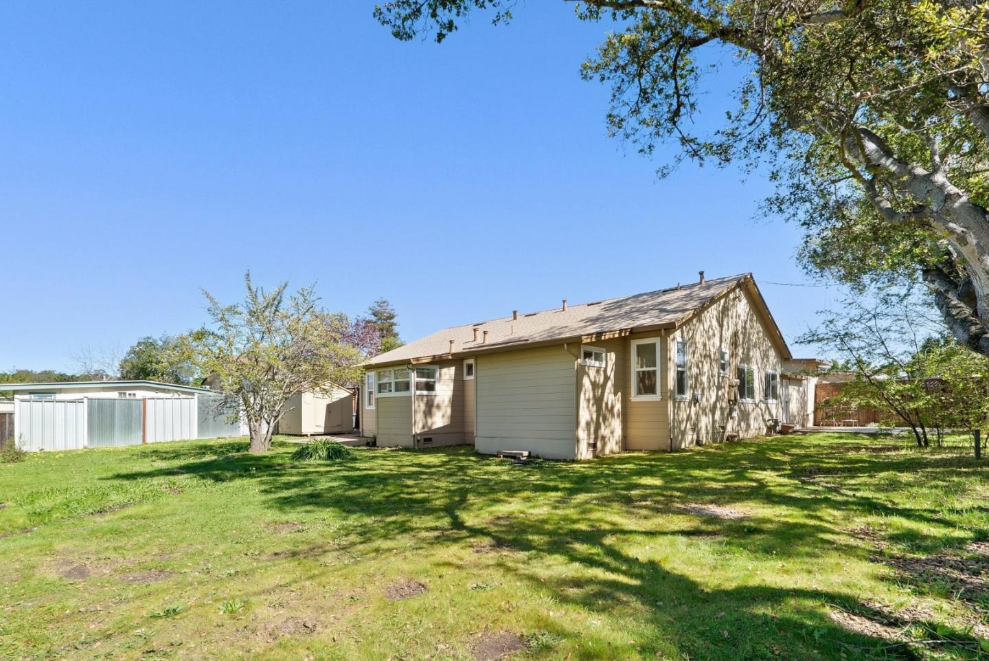 420 Capitola Road EXT