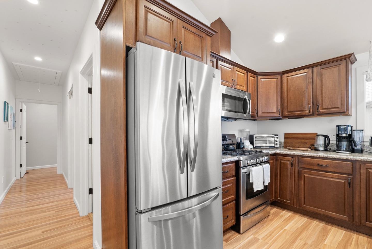 420 Capitola Road EXT
