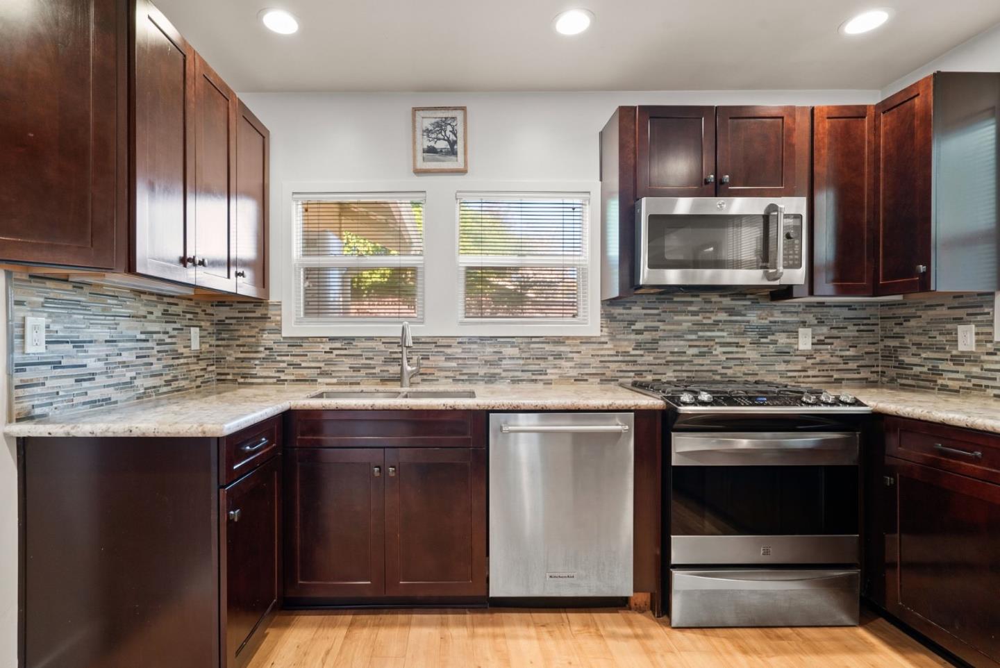 420 Capitola Road EXT