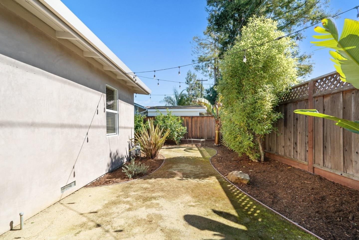 420 Capitola Road EXT
