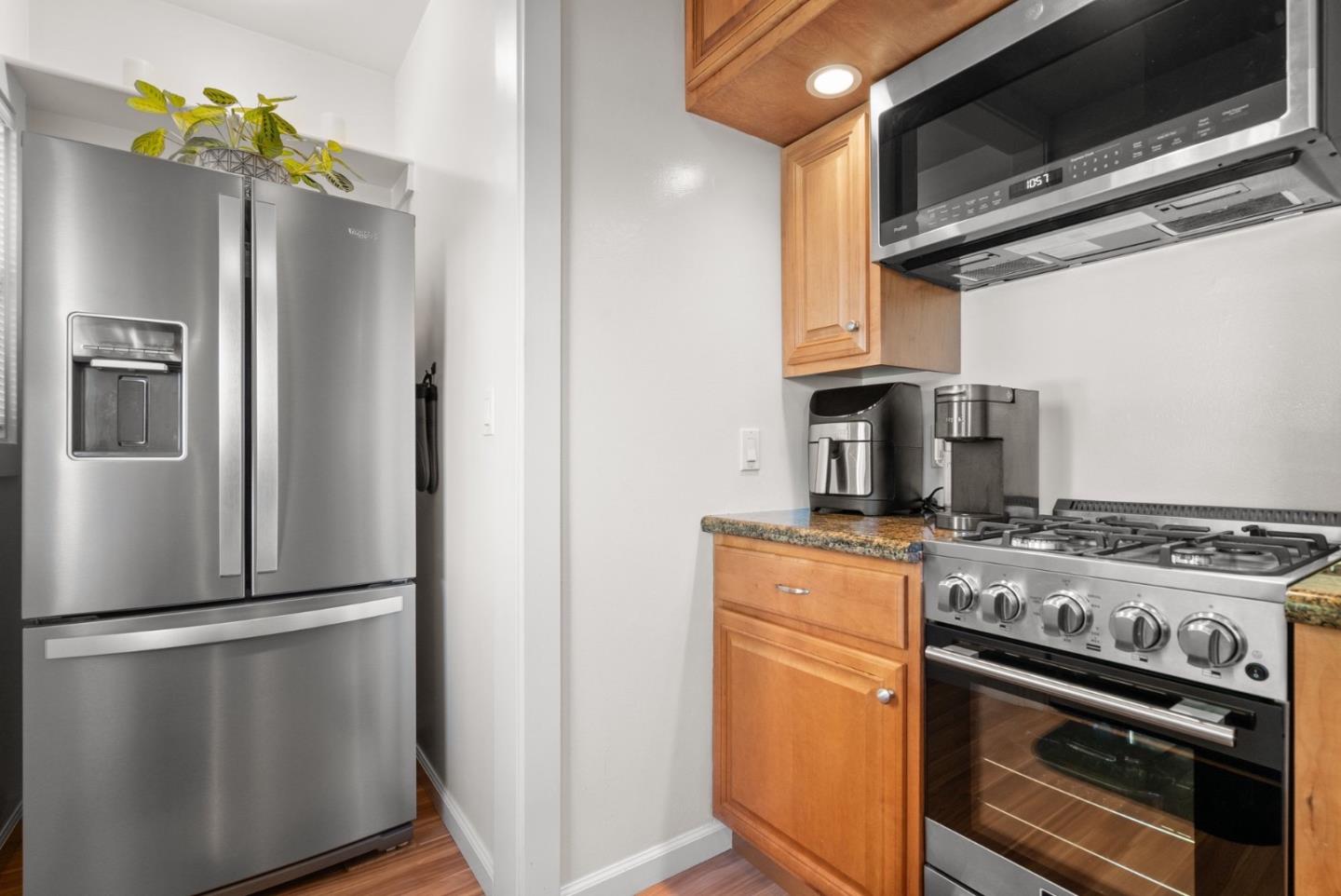 420 Capitola Road EXT