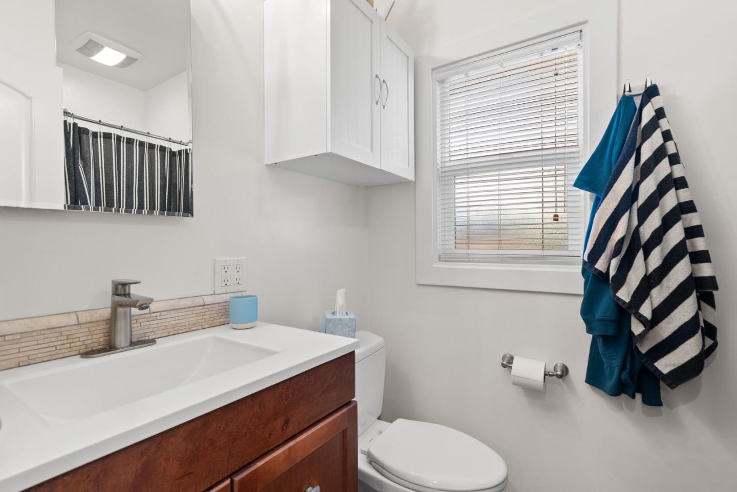 420 Capitola Road EXT
