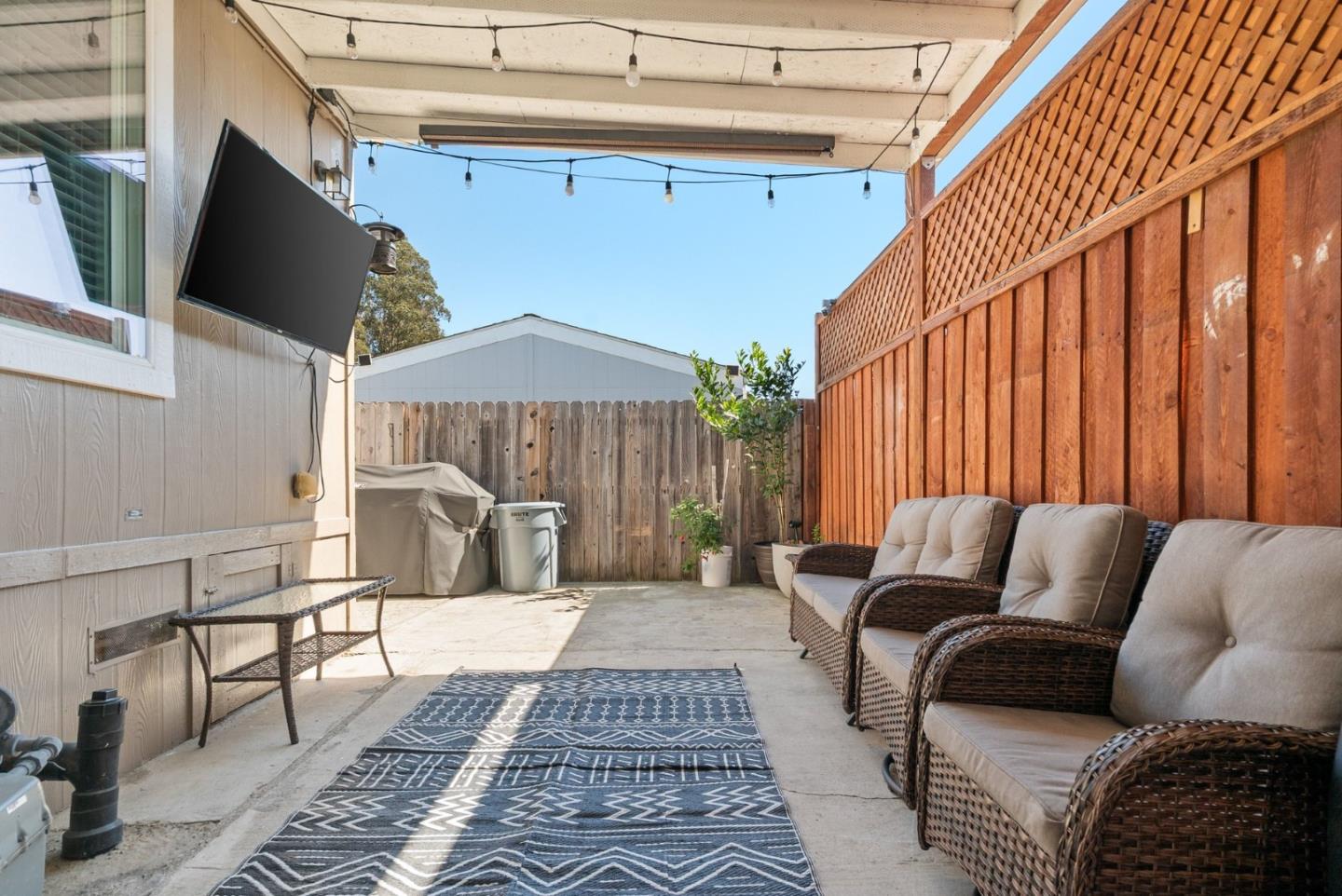 789 Green Valley Road Unit: 121