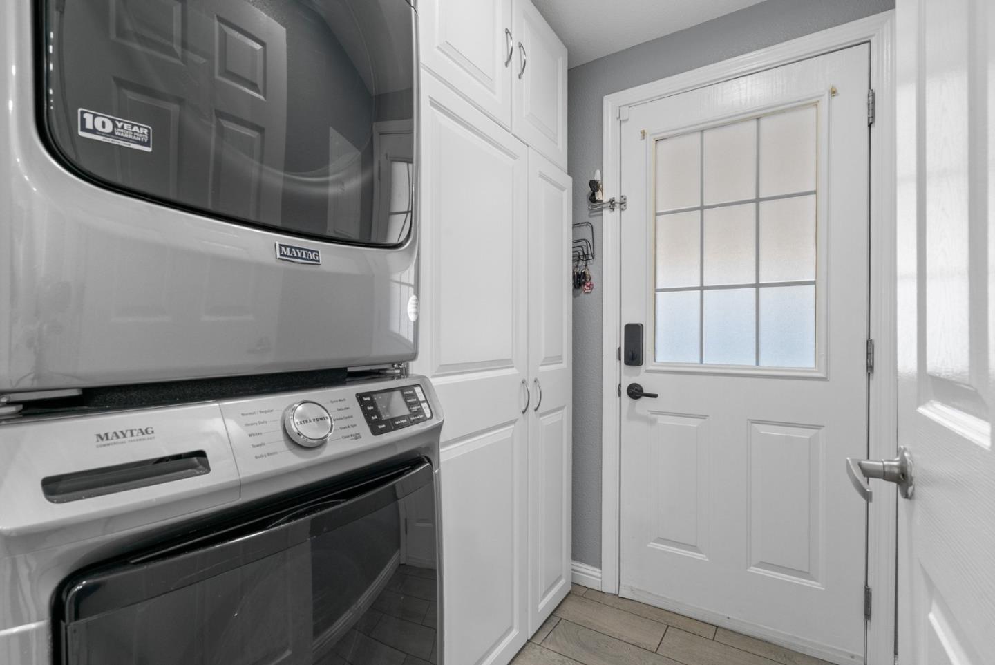 789 Green Valley Road Unit: 121